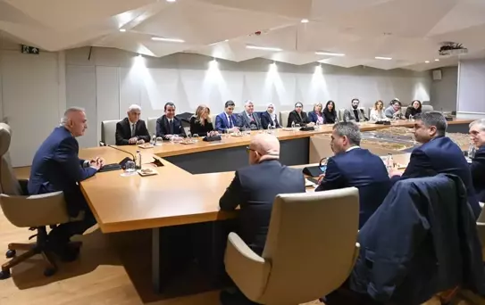 Türk Dizilerine Büyük Destek!