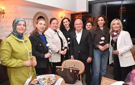 Kumluca'da Kadınlar Kahvesi Açıldı