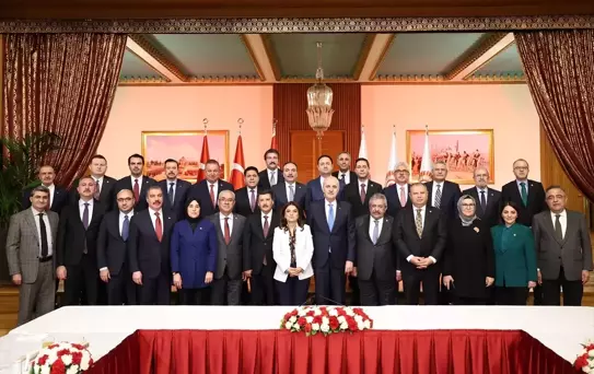 Kurtulmuş İftarında Komisyon Üyeleri Bir Araya Geldi