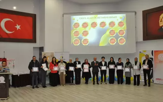 eTwinning Projeleri Ödüllerini Aldı