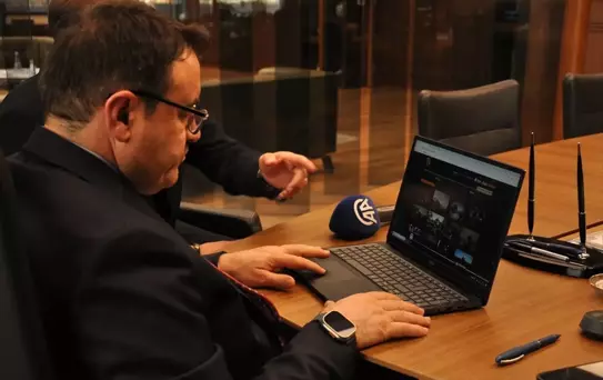 Vali Işın, 'Yılın Kareleri' Oylamasına Katıldı