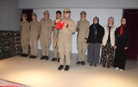 Manyas'ta Çanakkale Deniz Zaferi'nin 111. yıl dönümü kutlandı