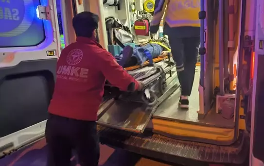 Nusaybin'de otomobil yayalara çarptı