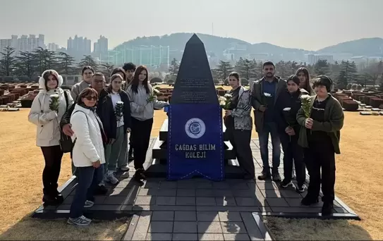 Muğla'daki Öğrenciler Kore Savaşı'nda Şehit Düşen Türk Askerlerini Andı