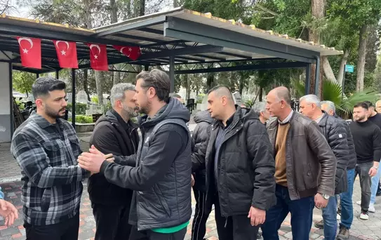 Eski Futbolcu Hakan Turgut'un Cenazesi Defnedildi