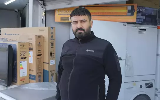 Esnafın Yardım Ettiği Gençten Hırsızlık