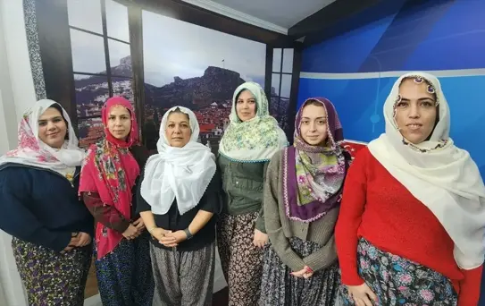 Kadın Gazetecilerden Zeynep Akgün'e Destek