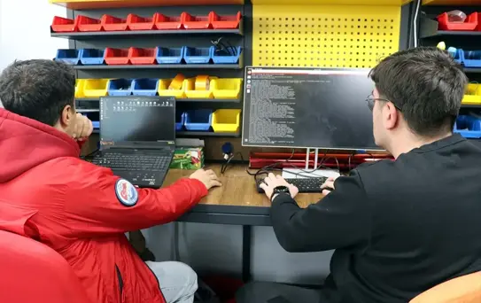 Mühendis adayları geliştirdikleri deniz aracıyla Norveç'te yarışacak