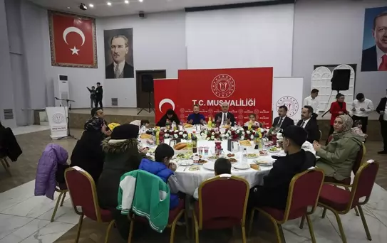 Muş'ta Koruyucu Ailelerle İftar