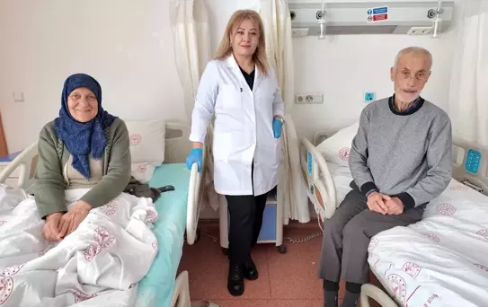 30 Yıldır Hemşirelik Yapan Nurdan Gündoğdu'nun Hikayesi