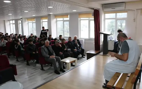 Of'ta Dünya Tiyatrolar Günü Kutlandı