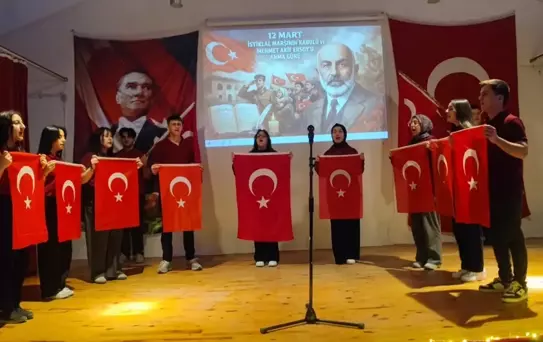 Oğuzlar'da İstiklal Marşı Programı