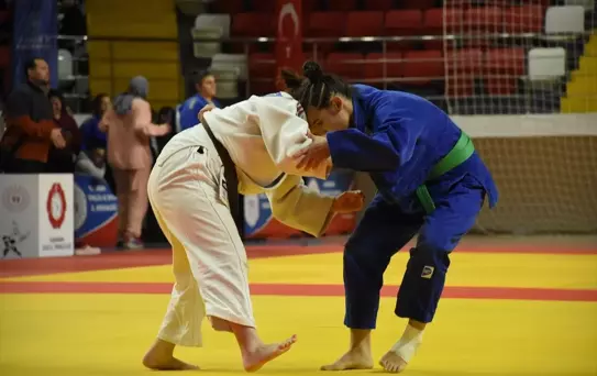 Okul Sporları Judo Türkiye Birinciliği Başladı