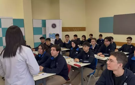 Okullarda eş zamanlı 'finansal okuryazarlık' dersi verildi