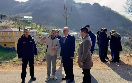 Ordu'da Heyelan: 3 Ev Tahliye Edildi