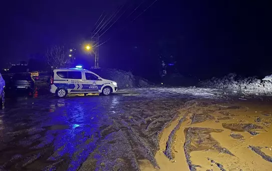 Perşembe'de 10 Noktada Heyelan