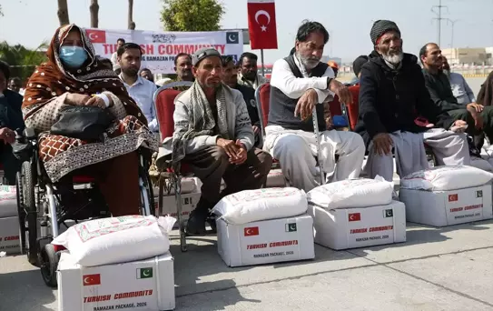 Türk Vatandaşlarından Pakistan'a Ramazan Yardımı