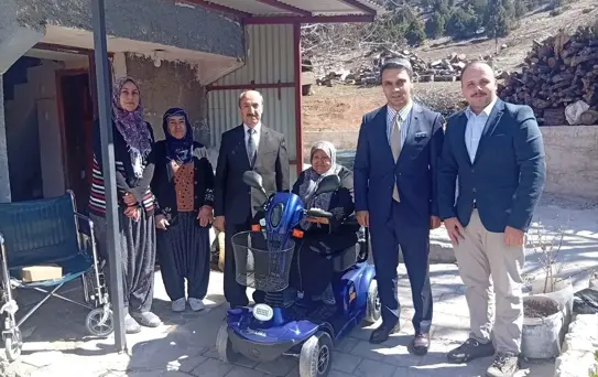 Ayşe Körkün'e Akülü Sandalye Hediye Edildi