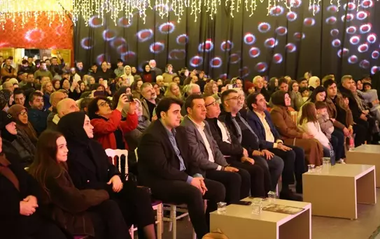 Program yapımcısı, yorumcu Bekir Köse, Edirnelilerle Ramazan Sokağı'nda buluştu