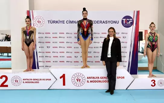Ritmik Cimnastik Gönül Şanda Kupası Tamamlandı