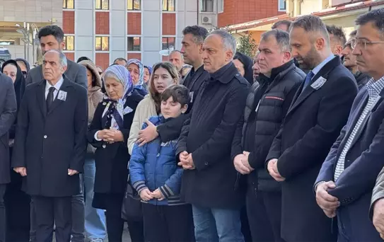 Doç. Dr. Gülçin Bilgin Turna'nın Cenazesi Dualarla Uğurlandı