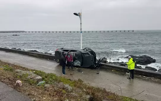Rize'de Otomobil Devrildi: 1 Yaralı