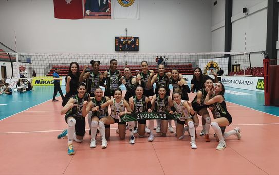Sakarya Voleybol Finalde!