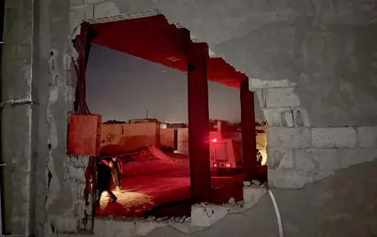 Şam'da düşen füze kalıntıları nedeniyle ikisi çocuk üç kişi yaralandı