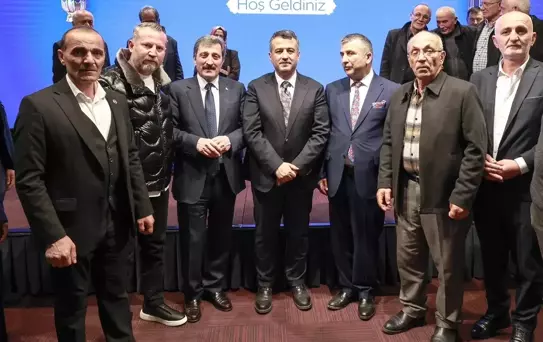 Samsun'da muhtarlar iftar programında bir araya geldi