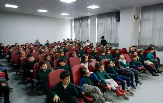 İlkadım'da Tiyatro Haftası Coşkusu