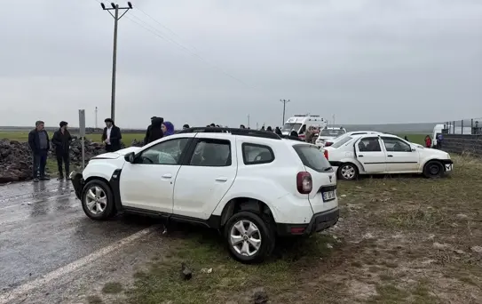 Siverek'te Trafik Kazası: 8 Yaralı