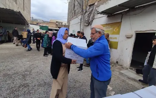 BAE ve Deniz Feneri'nden Viranşehir'e Gıda Yardımı