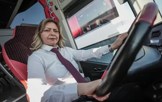 Kadın Şoför: Şenay Durmuş'un Başarı Hikayesi