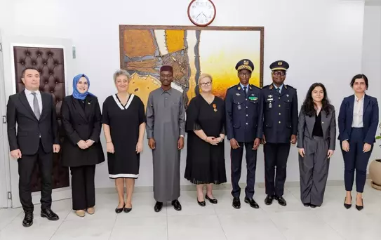 Büyükelçi Nur Sağman'a Şeref Madalyası