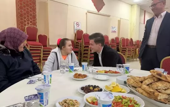 Simav'da Şehit Aileleri ve Gazilere İftar