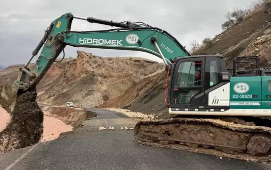 Uludere'de Sağanak Hasarı İçin Çalışmalar Devam Ediyor