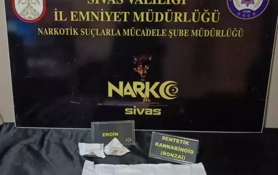 Sivas'ta Uyuşturucu Operasyonu: 3 Zanlı Tutuklandı