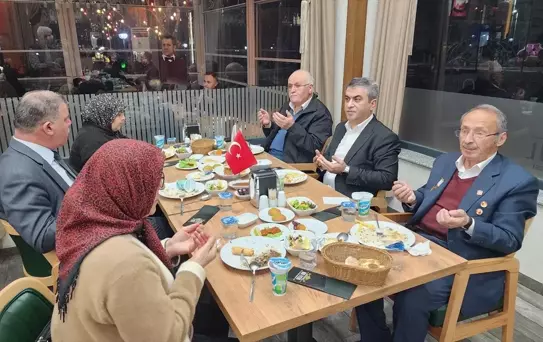 Suluova Kaymakamlığı gazi ve şehit aileleri onuruna iftar verdi