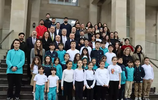 Oktay Azerbaycan'da Görüşmelerde Bulundu