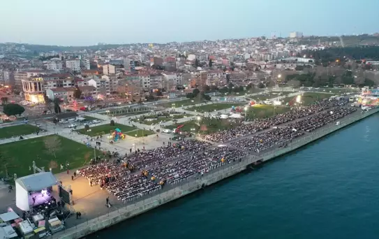 Süleymanpaşa'da 11 Bin Kişi İftar Açtı