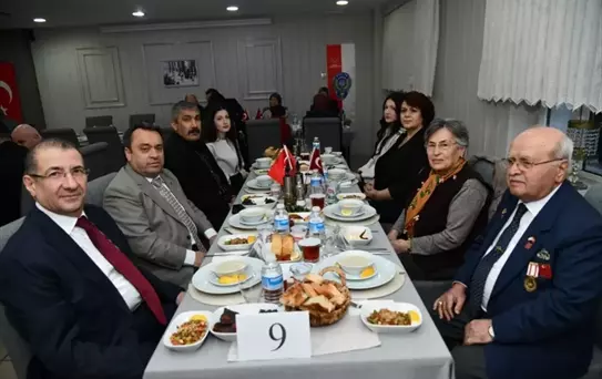 Şehit Aileleri ve Gaziler İftarda Buluştu