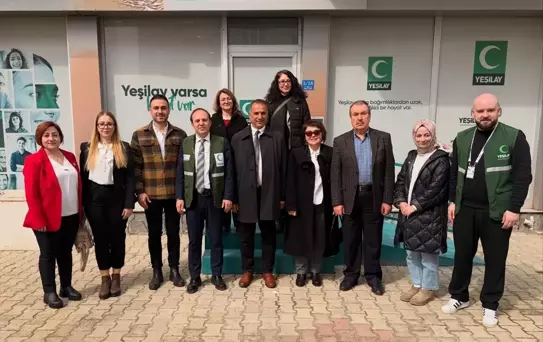 Sağlık Müdürü Yeşilay ve Eğitim Etkinliklerini Ziyaret Etti