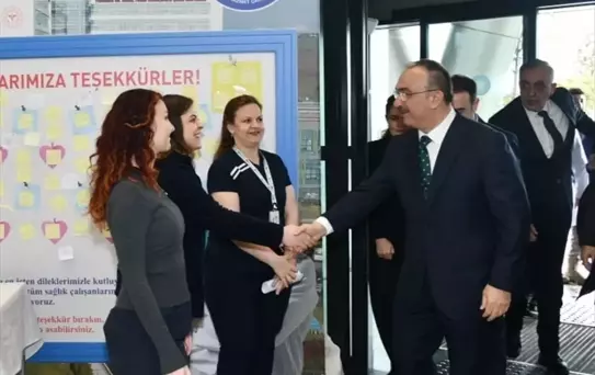 Vali Soytürk'ten Bayram Ziyaretleri