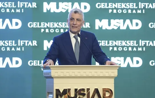 Bakan Bolat'tan Ticaret ve Ekonomi Vurgusu