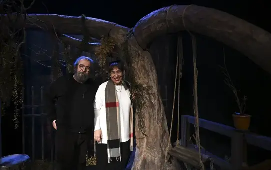 Melek Baykal ve Mehmet Atay'dan Tiyatroya Davet