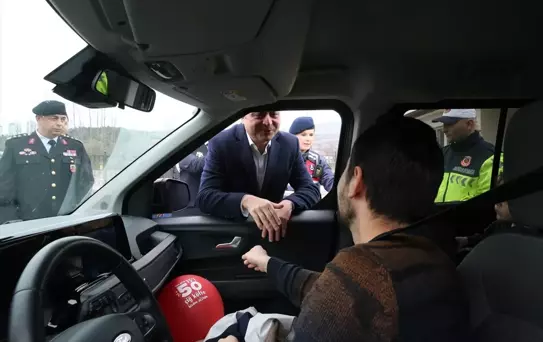 Vali Köklü, Bayram Trafik Denetimine Katıldı