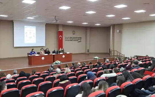 Göçmen Kadınların Başarı Hikayeleri Paneli