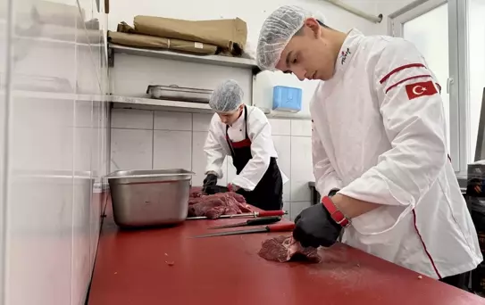 Sakarya'da Turizm Lisesinden Nitelikli Elemanlar Yetişiyor