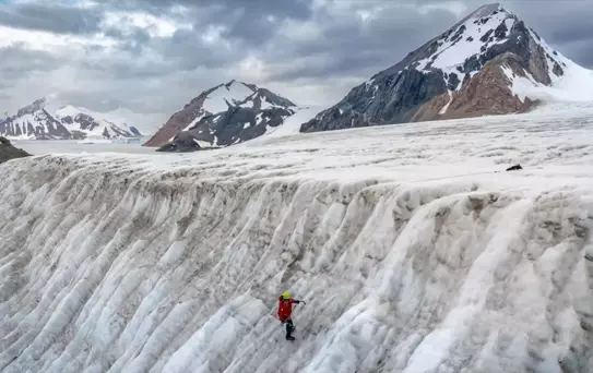 Antarktika'da İklim Farkındalığı İçin Tırmanış