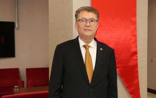 TDK Başkanı Mert, HMKÜ'de Söyleşi Gerçekleştirdi